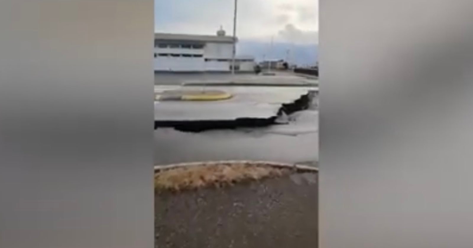 Footage Shows Huge Cracks Splitting Apart Iceland Amid Volcanic Threat