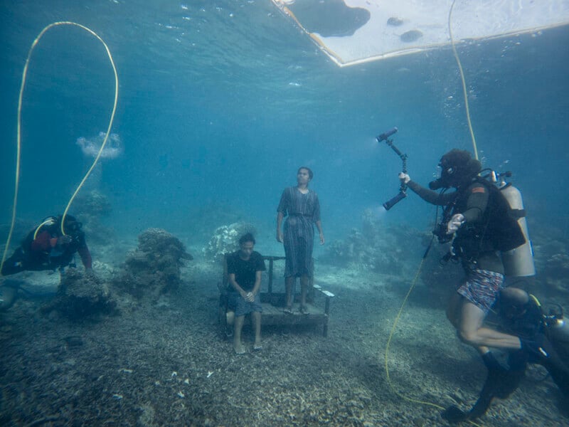 underwater Portraits of people threatened by climate change 