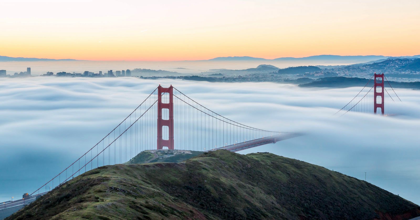 Photographer Visits the Golden Gate Bridge Every Day For Six Years