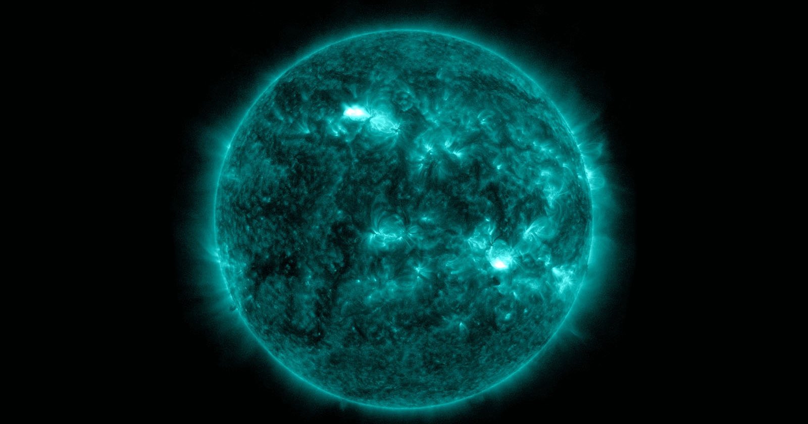 NASAs SDO Captures Dazzling and Powerful Sympathetic Solar Flares