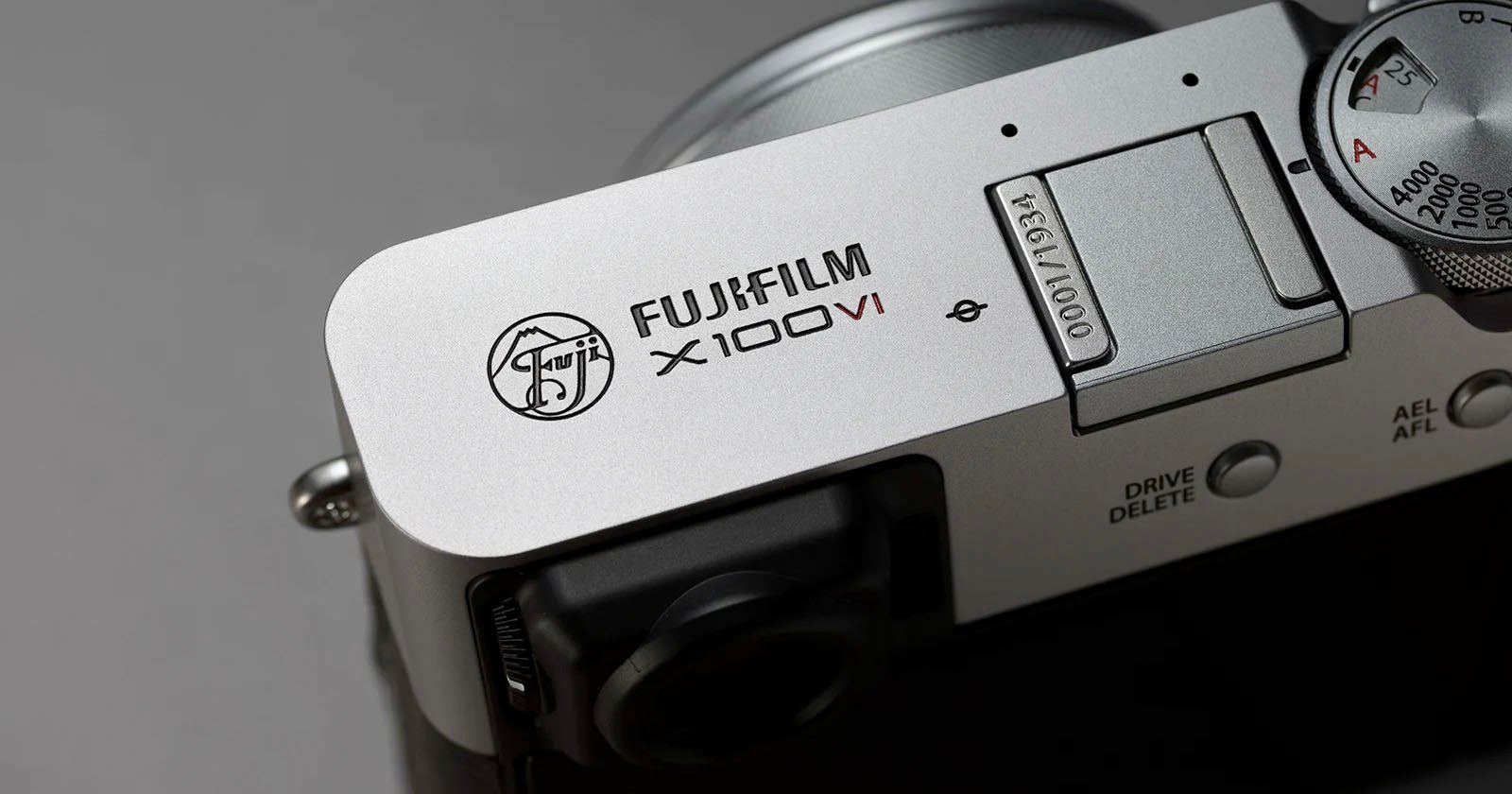 Fujifilm Will Sell Just 300 Limited-Edition X100VI Cameras in the US