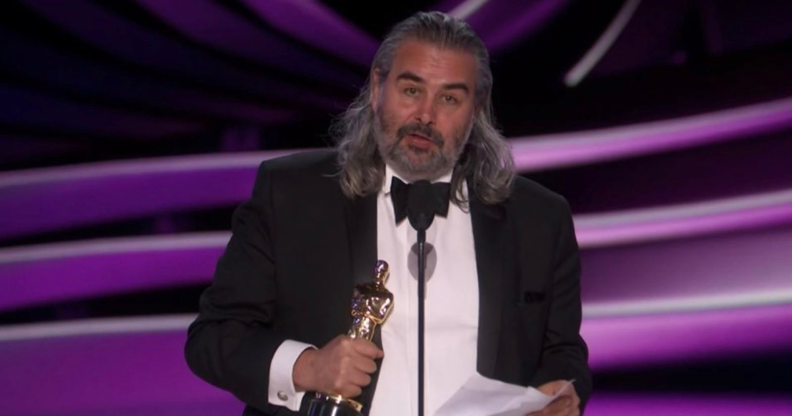 Oppenheimer Cinematographer Urges Filmmakers to Shoot on Analog in Oscars Speech