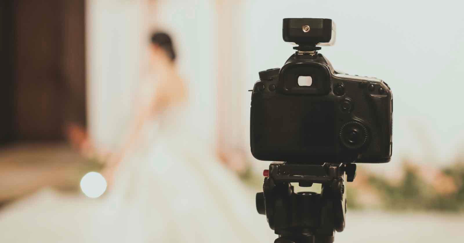  wedding photographer apologizes not delivering couples photos 