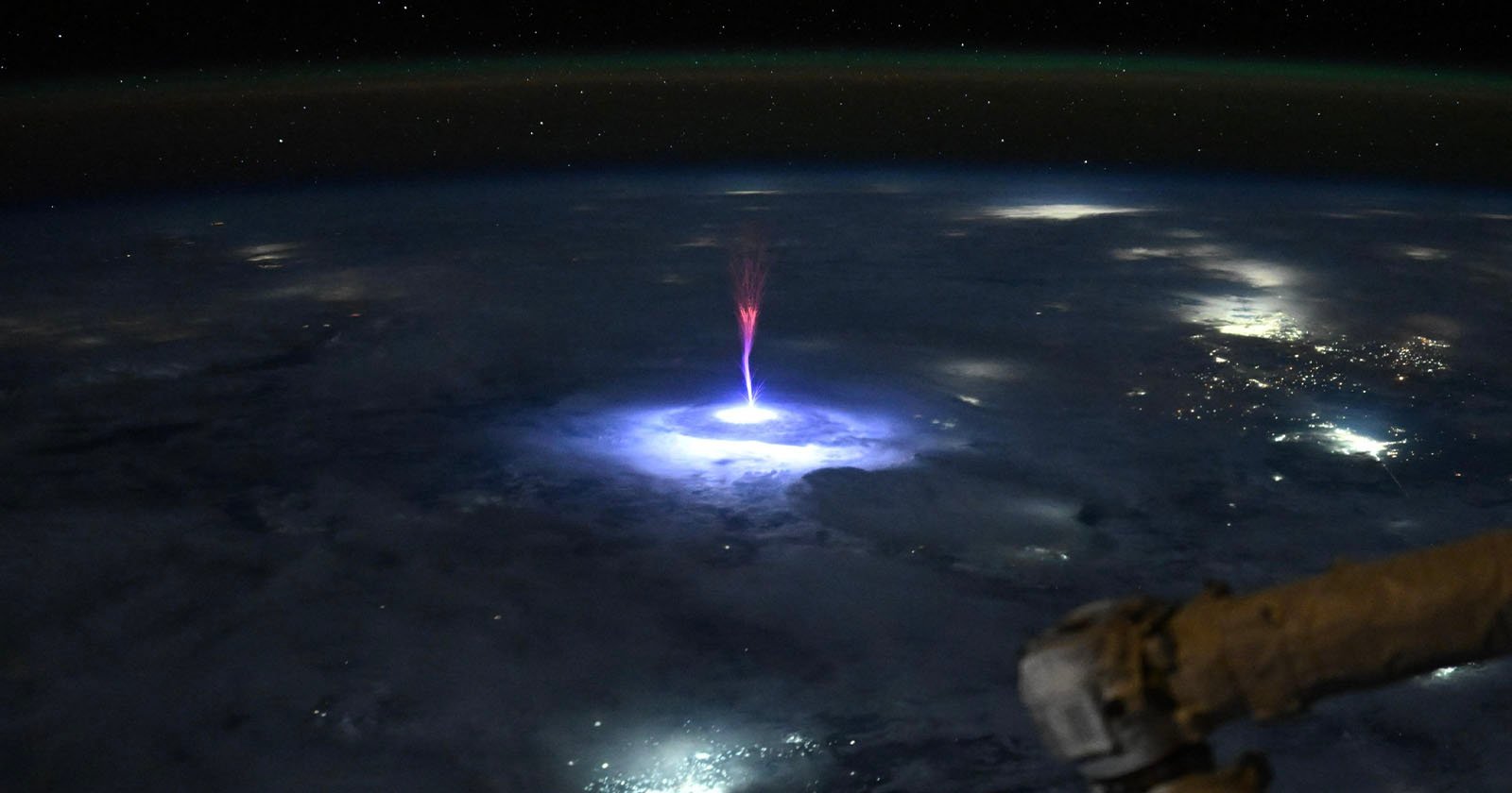 ISS Astronaut Captures Photo of Rare Lightning Sprite Shooting Upward % ISS Astronaut Captures Photo of Rare Lightning Sprite Shooting Upward %