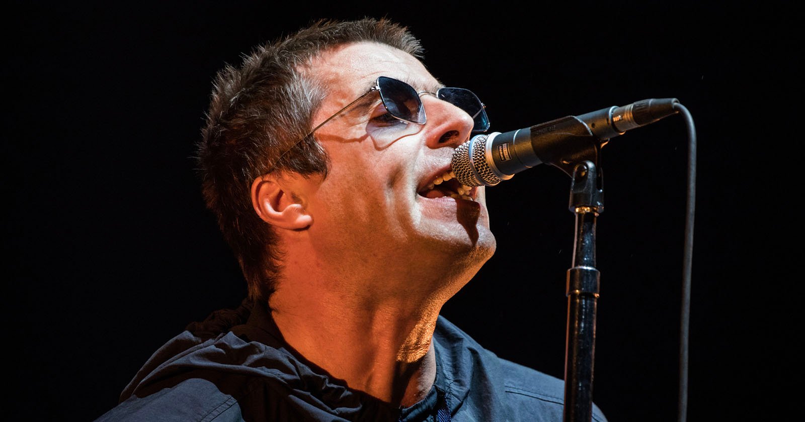 British Rock Band Oasis Demand Photo Agencies Lose Their Image Rights After One Year British Rock Band Oasis Demand Photo Agencies Lose Their Image Rights After One Year