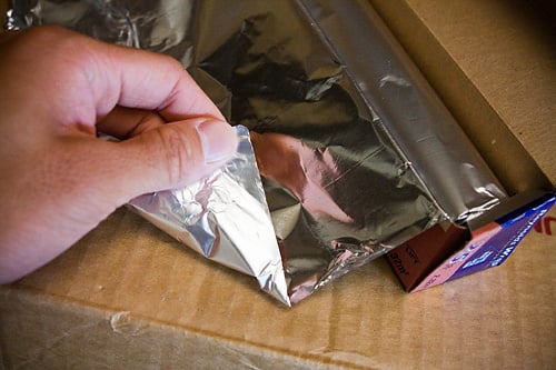 The aluminum foil uses of light reflection