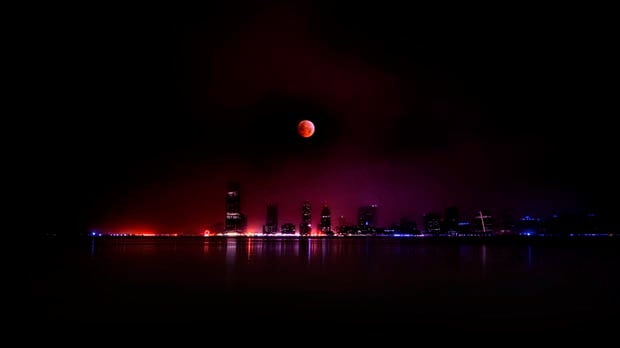 Photo of Lunar Eclipse Over New Jersey Causes a Stir