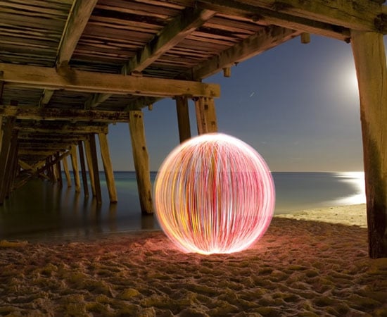 Refinement falanks Abe Giant Spheres Created with Light Painting | PetaPixel