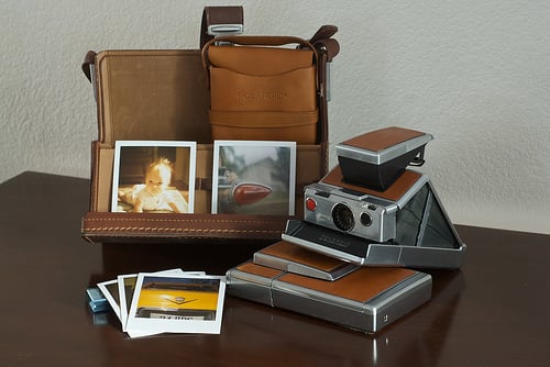 The Story Behind the Polaroid SX-70 | PetaPixel