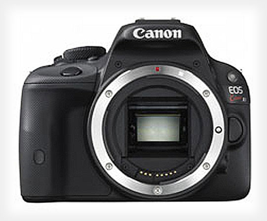 First Leaked Photos of the Ultra-Portable Canon EOS-b/Kiss