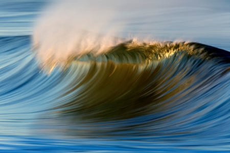 Photographs of Ocean Waves Captured With a Long Lens and Slow Shutter ...