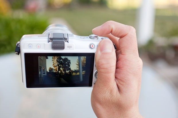 Review: Olympus E-PM2 Is Small, Speedy, And Sleek, But Its UI is