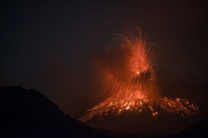 Epic Pictures of the Sakurajima Volcano Erupting in Japan | PetaPixel