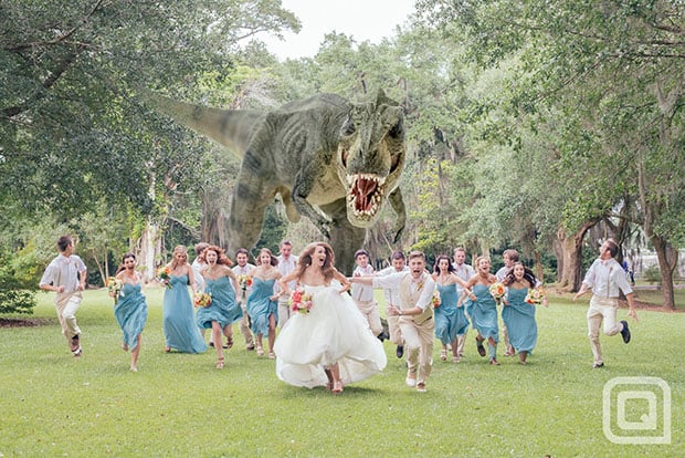 dinoweddingphotobomb