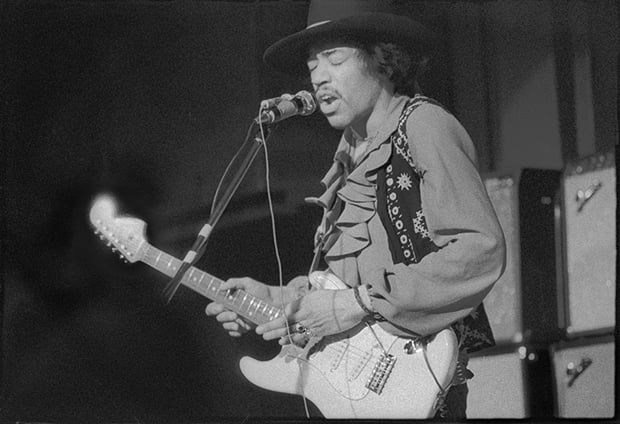 3.   68 13 28 JIMI on Bleeker, NY 1968