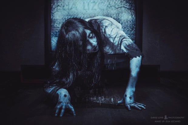 Photographer Joins Forces with Cosplayer to Create Awesome Horror Movie