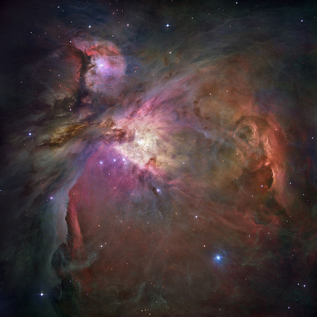 Orion_Nebula_-_Hubble_2006_mosaic_18000
