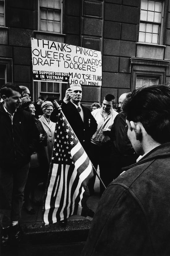 Pro-Vietnam War protest, circa 1968. © Benedict J. Fernandez