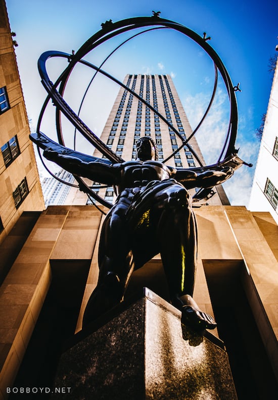 The iconic Atlas statue at Rockefeller Center.