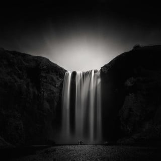 Infrared Photographs of Iceland Capture a Different Side of the ...