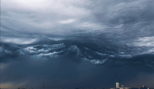 Storm Chaser Captures Mesmerizing Time-Lapse of Clouds Rolling Like Ocean  Waves | PetaPixel