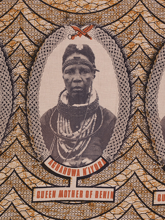 Commemorative cloth of Iyoba, Queen Mother of Benin (photograph by Solomon Osagie Alonge, 1981) (Eliot Elisofon Photographic Archives,  National Museum of African Art Smithsonian Institution)