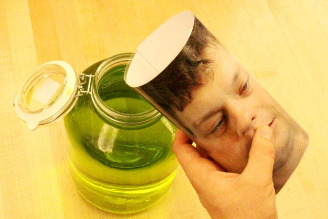 head in a jar halloween prop