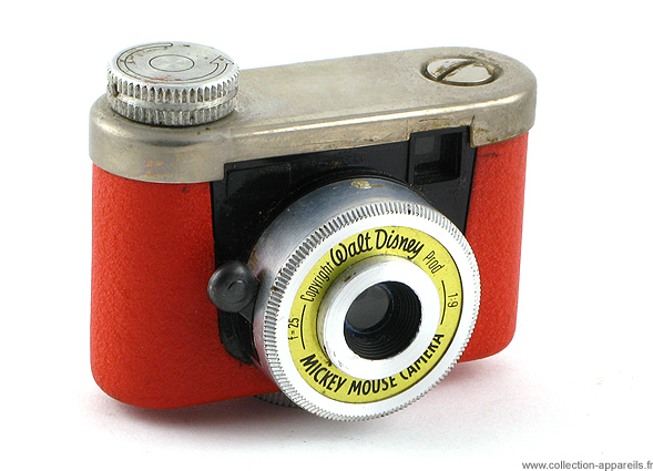 The Kunik Mickey Mouse camera, made in 1958 and originally sold with a cardboard Mickey who held the camera.