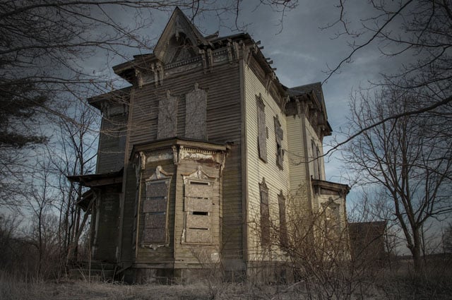 This house in Youngstown, Ohio, called the Nova House, is where a man named Benjamin Albright accidentally shot his son to death. Albright then killed himself and his wife out of anguish, and the house has been vacant ever since with the family's stuff still inside.