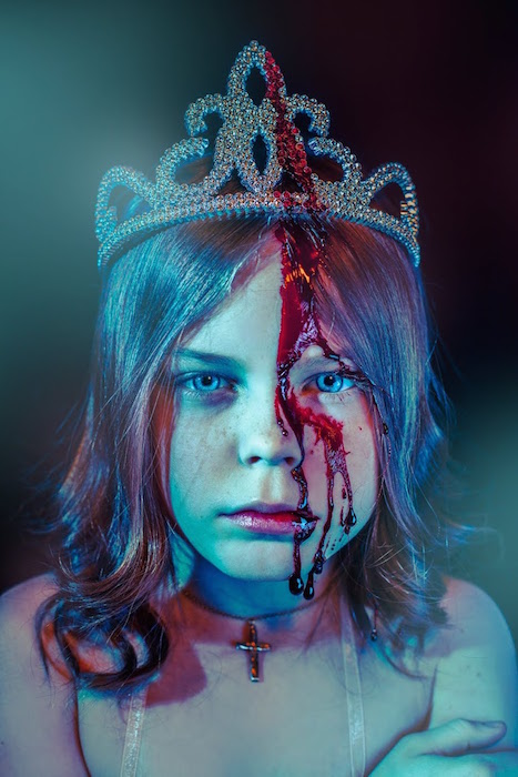 Alice as Carrie White