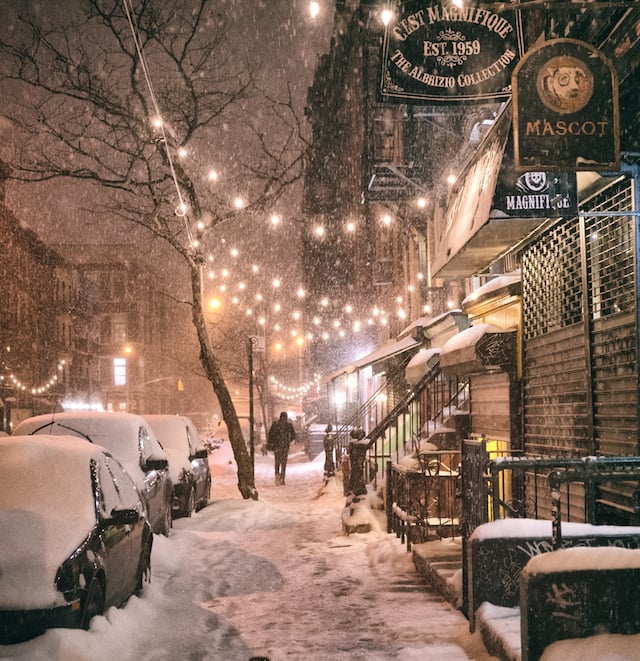 new york city - snow - janus - east village lights (1)