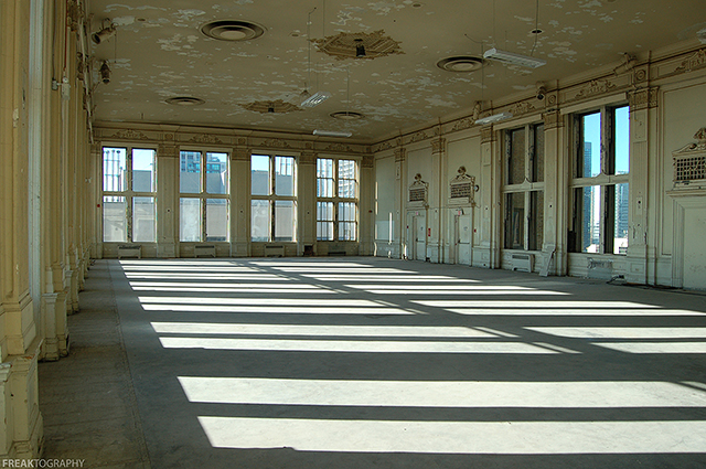 abandoned-ballroom-toronto