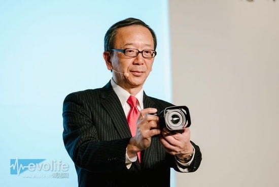 Canon-4k-video-camera-2-550x368
