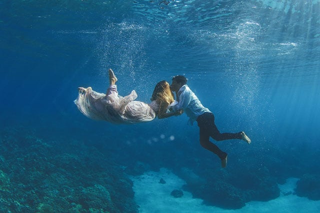 Underwater-Trash-Dress-Joelle-Perry-Gown-Maui-22