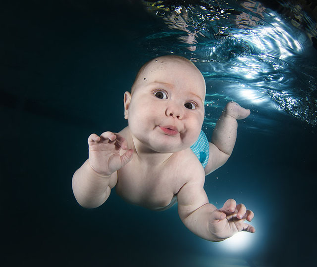 Underwater Portraits Of Babies In A Swimming Pool Petapixel