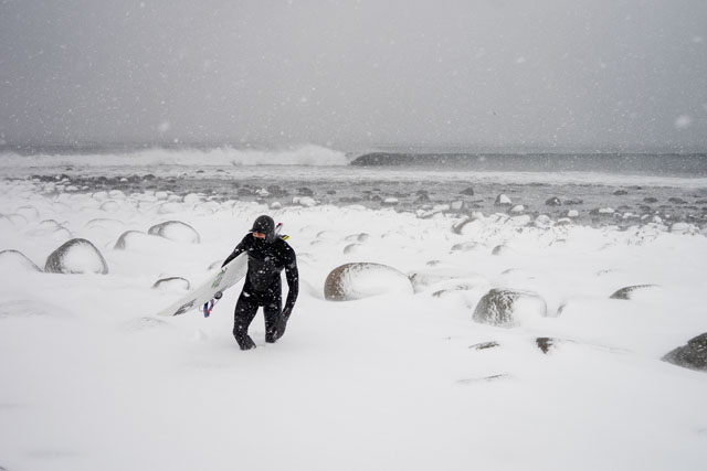 2014, CHRIS BURKARD, NORWAY, WINTER, SURFING