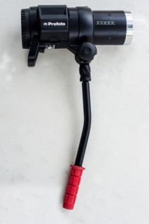I Made a DIY Handle for My Battery-Powered Strobe | PetaPixel