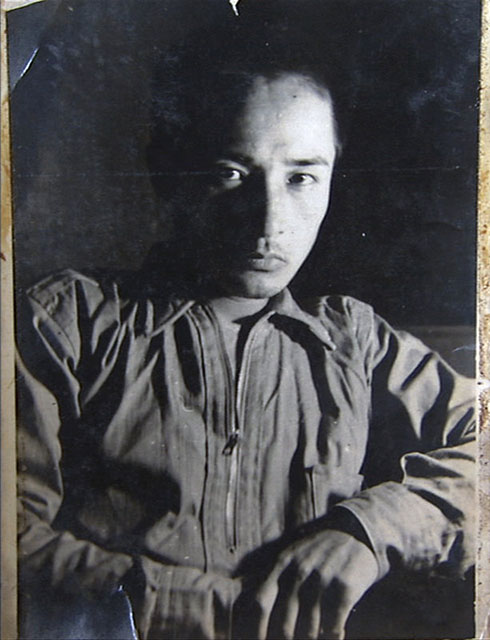 Kikujiro Fukushima at age 20. Photographer unknown.
