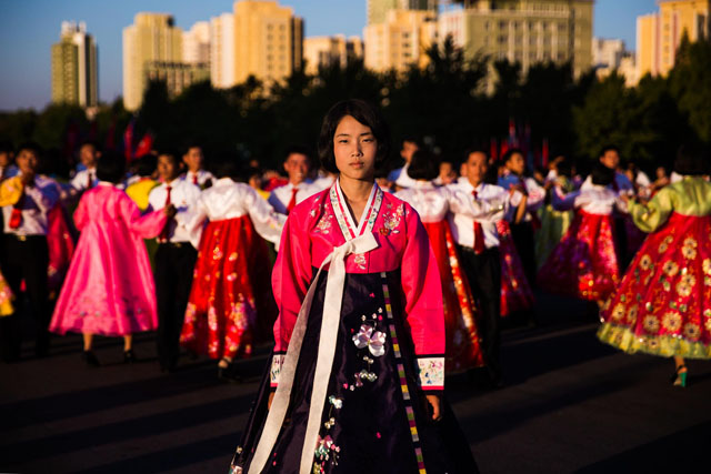 During the National Day huge mass dances are organized in big cities.