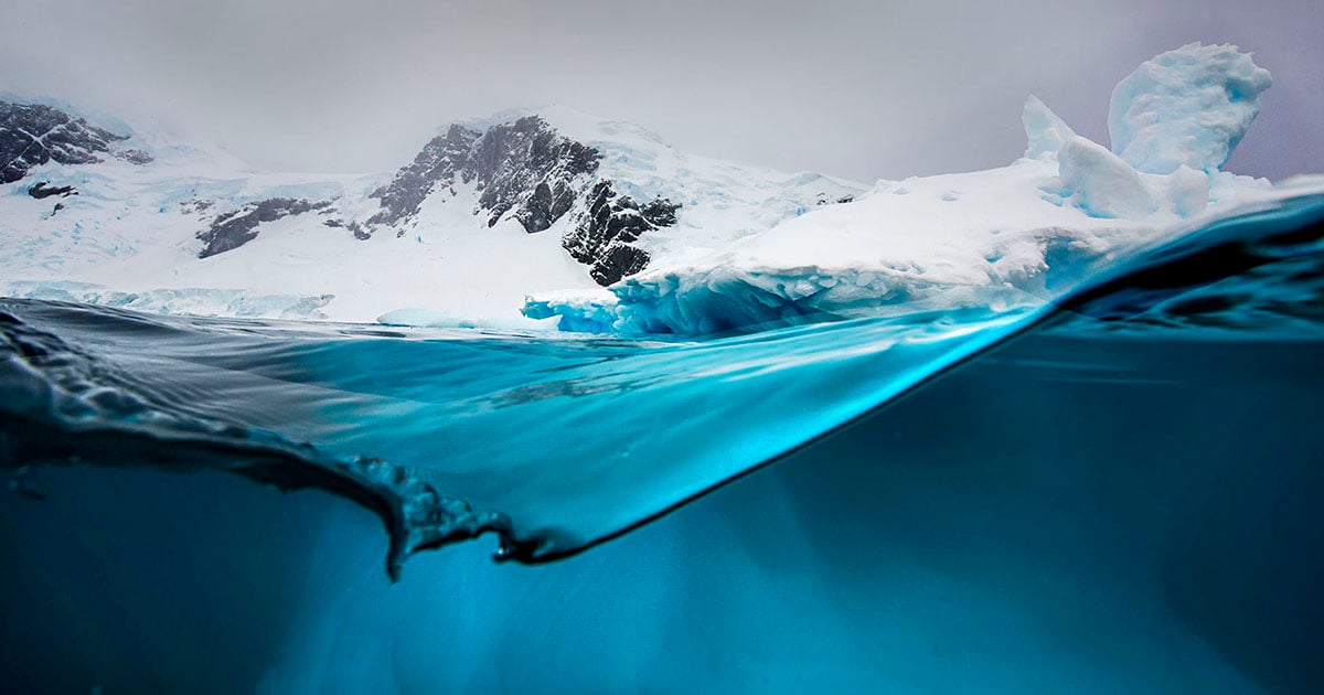 Shooting Above-and-Below Photos of Icebergs with a Custom Camera Rig