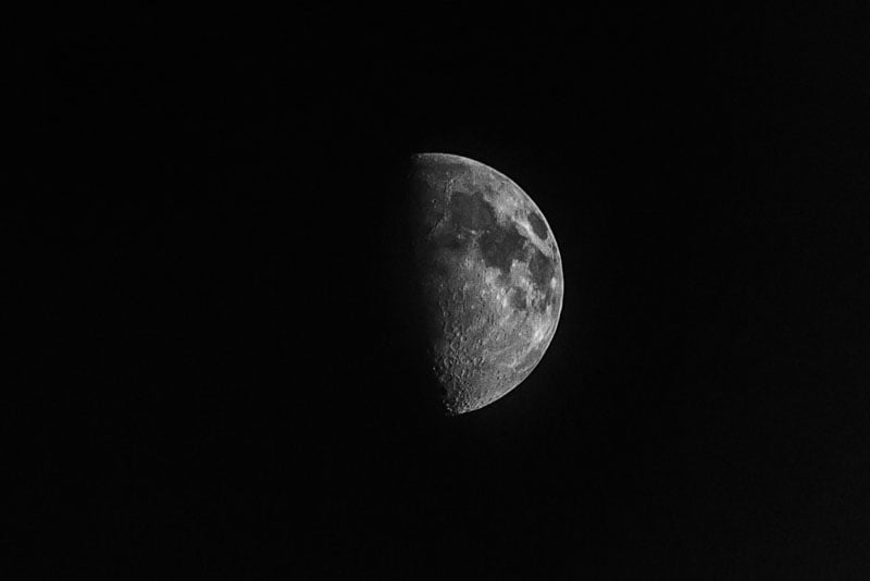 The moon. Handheld with the 650D and 55-250mm f/4-5.6 STM.