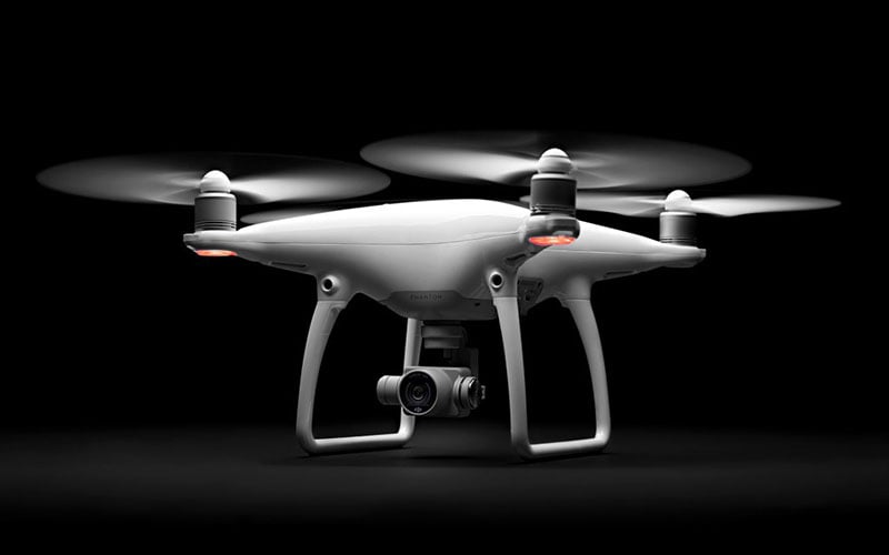 phantom 4 black