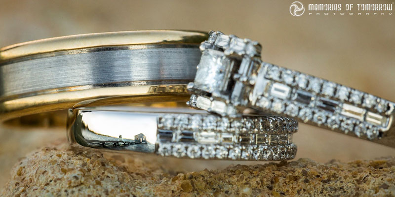 These Wedding Ring Photos Have Reflections of the Newlyweds | PetaPixel
