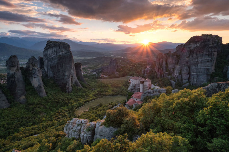 Meteora-Before-and-After-AFTER-1440-60q