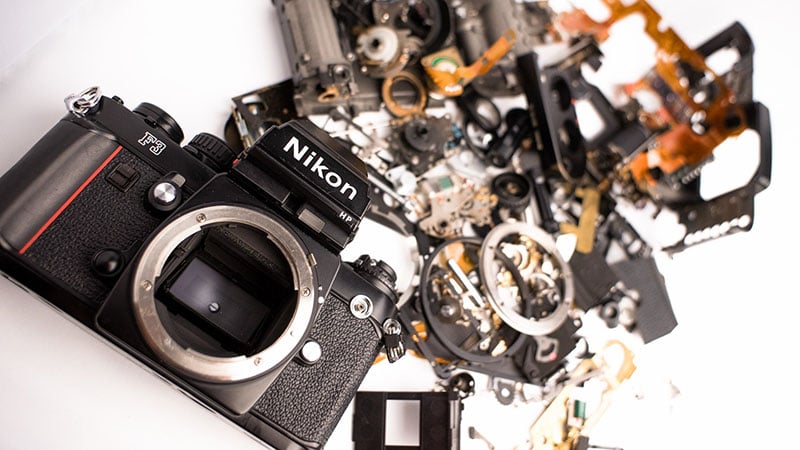 The disassembled Nikon F3.