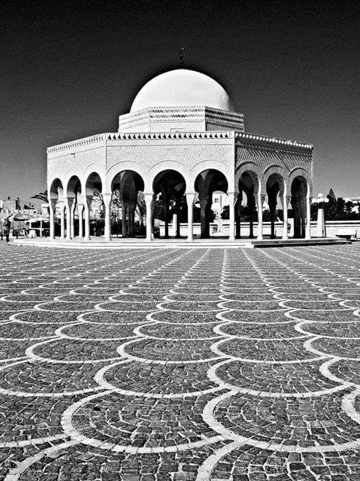 domed-building-monastir-1-525x700.jpg