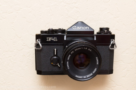 Make Your Own DIY Floating Camera Wall Mount for 2 Bucks | PetaPixel