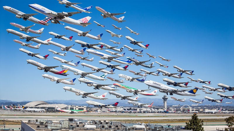 Los Angeles International 25L and 25R (Wake Turbulence). The photo that started the project.