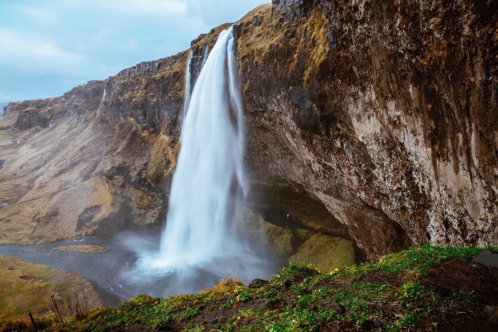 iceland-waterfall-high-view