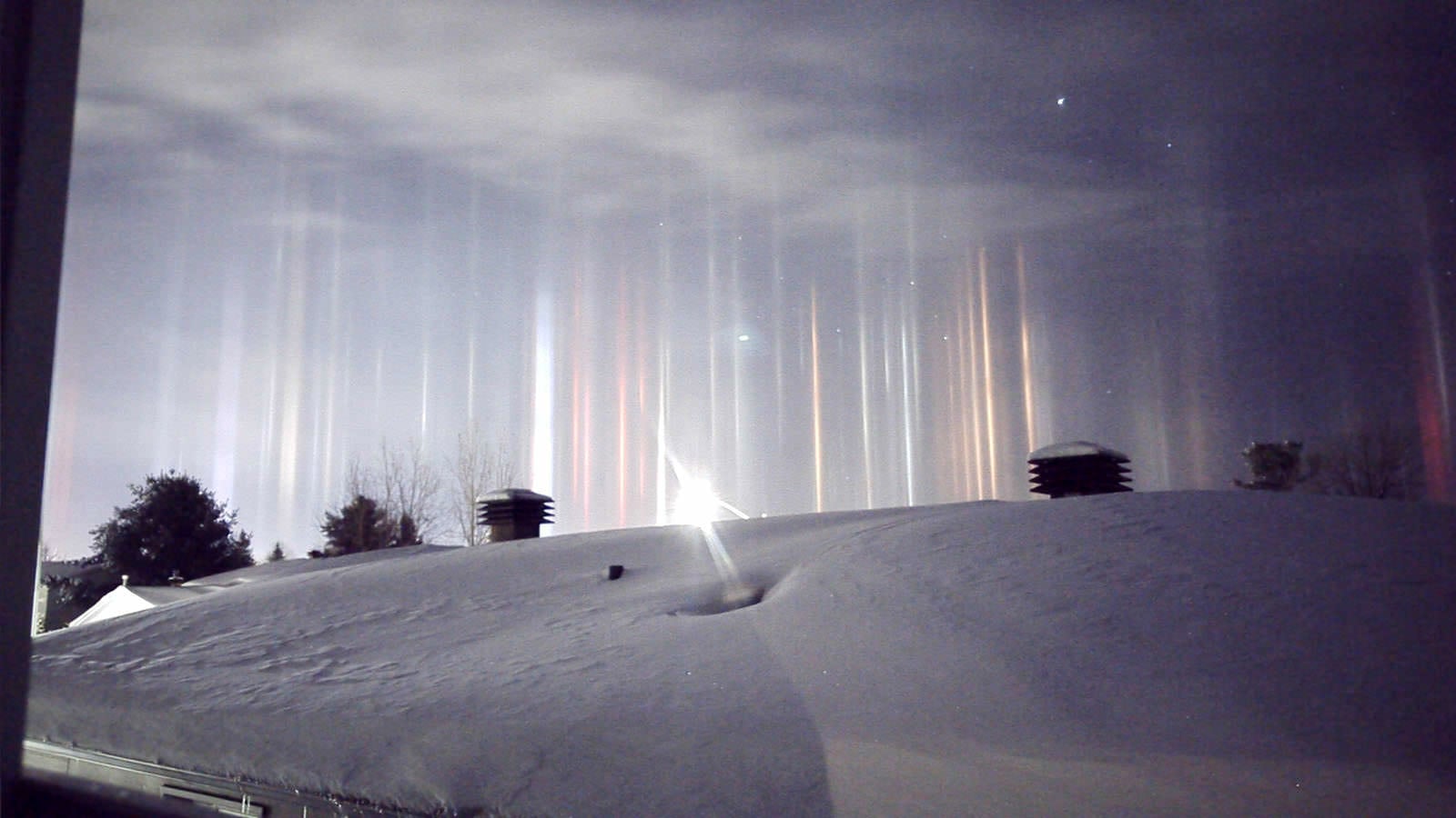 Photographer Captures Light Pillars in the Icy Night Sky PetaPixel